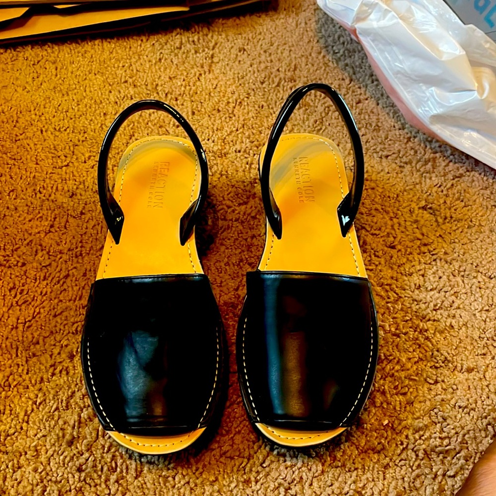 Black sandal foam wedge